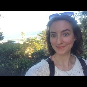 Meet your Posher, Maia